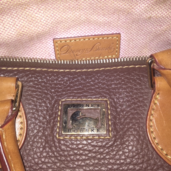 Vintage Dooney & Bourke Dual Handle Shoulder Strap Large Totebag Brown - Picture 8 of 16